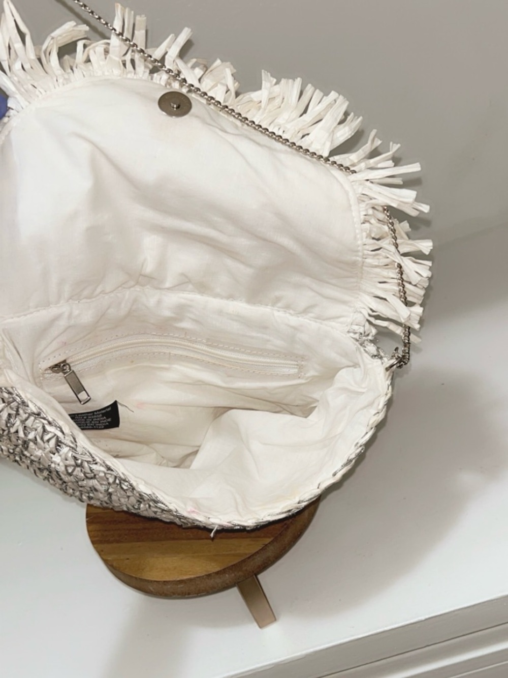 Handwoven White Fringe Crossbody Bag - Picture 3 of 3